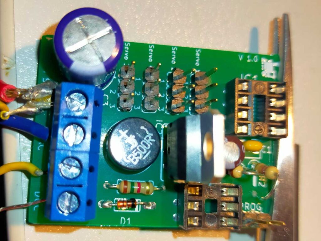 Servo-Decoder für die Modellbahn